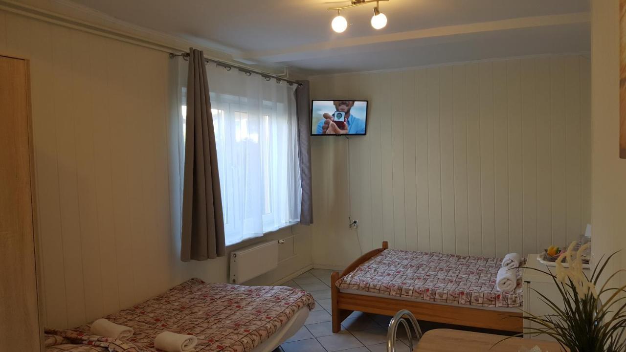 Dom Joanna Bed & Breakfast Dziwnow Exterior photo